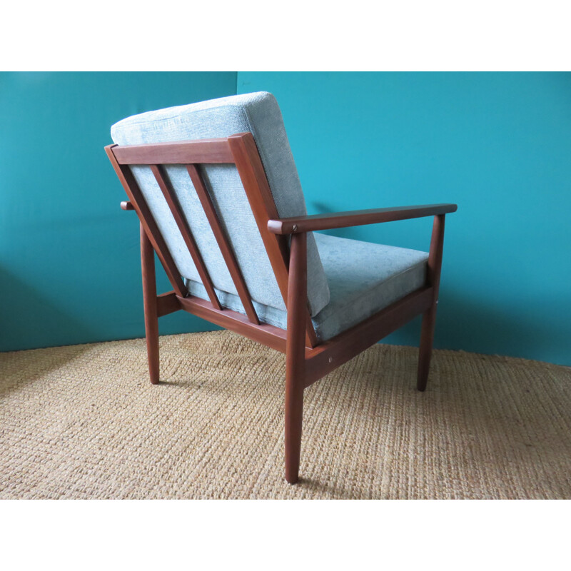 Paire de fauteuils danois en teck et velours bleu - 1960