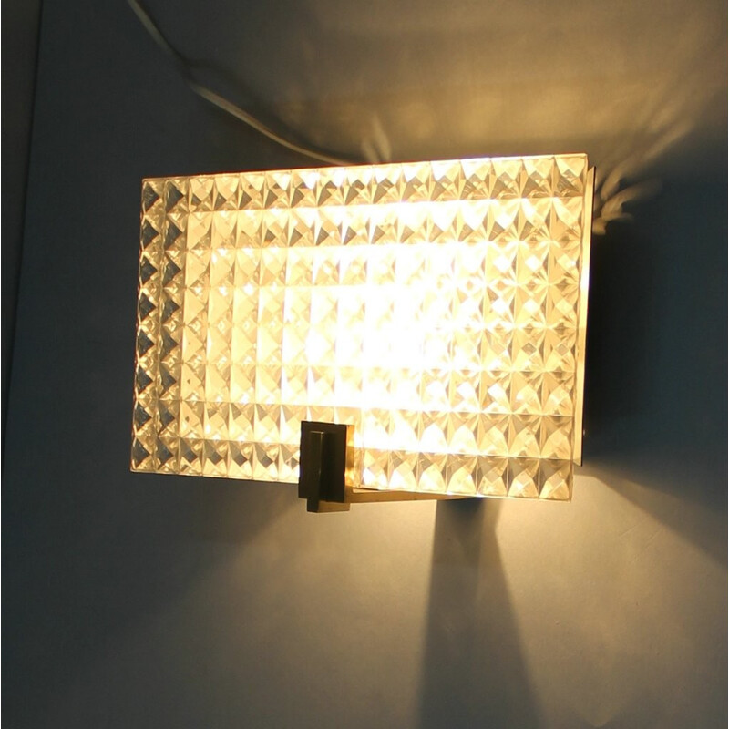 Vintage wall lamp in brass and plexiglass, France - 1950s