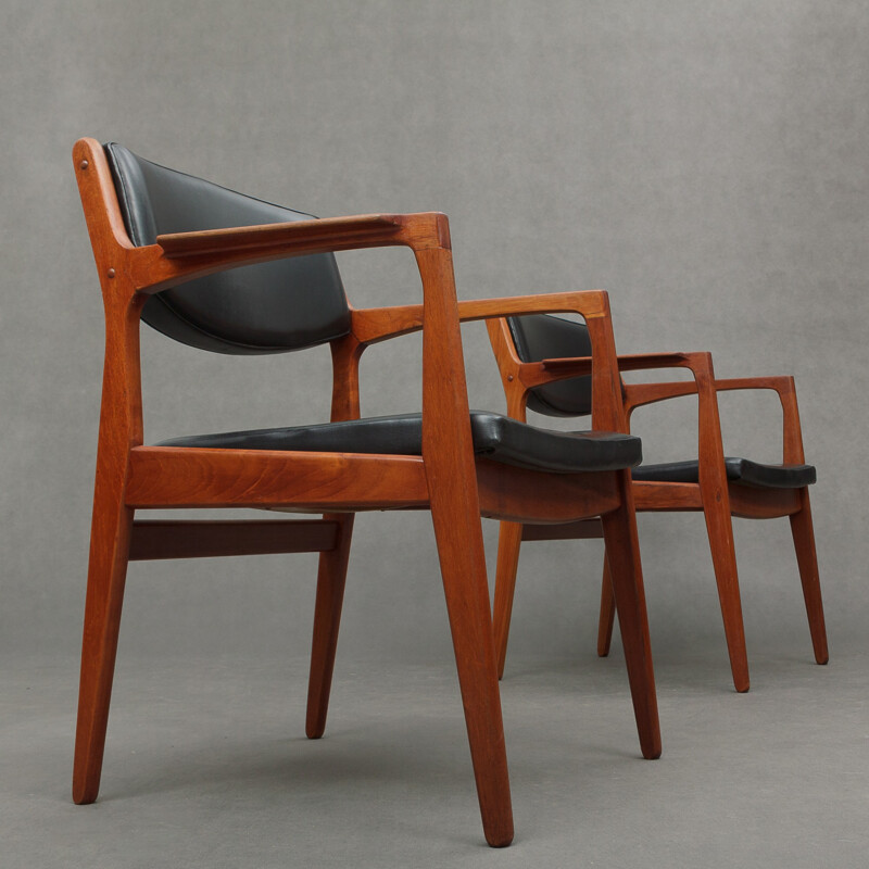 Paire de chaises en teck d'Eric Buch pour Orum - 1960