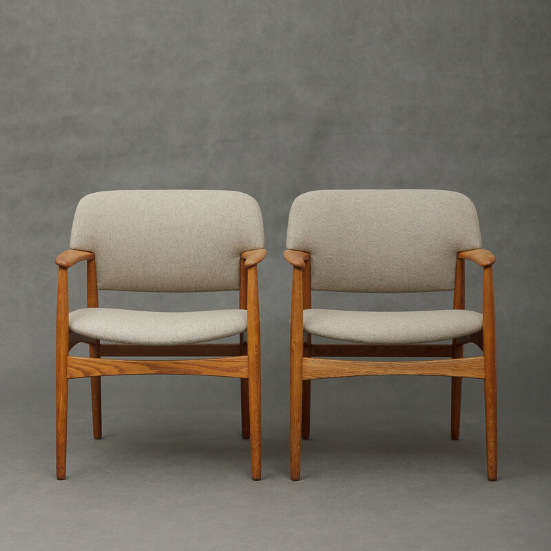 Pair of oakwood chairs by A. B. Madsen and E. Larsen - 1950s