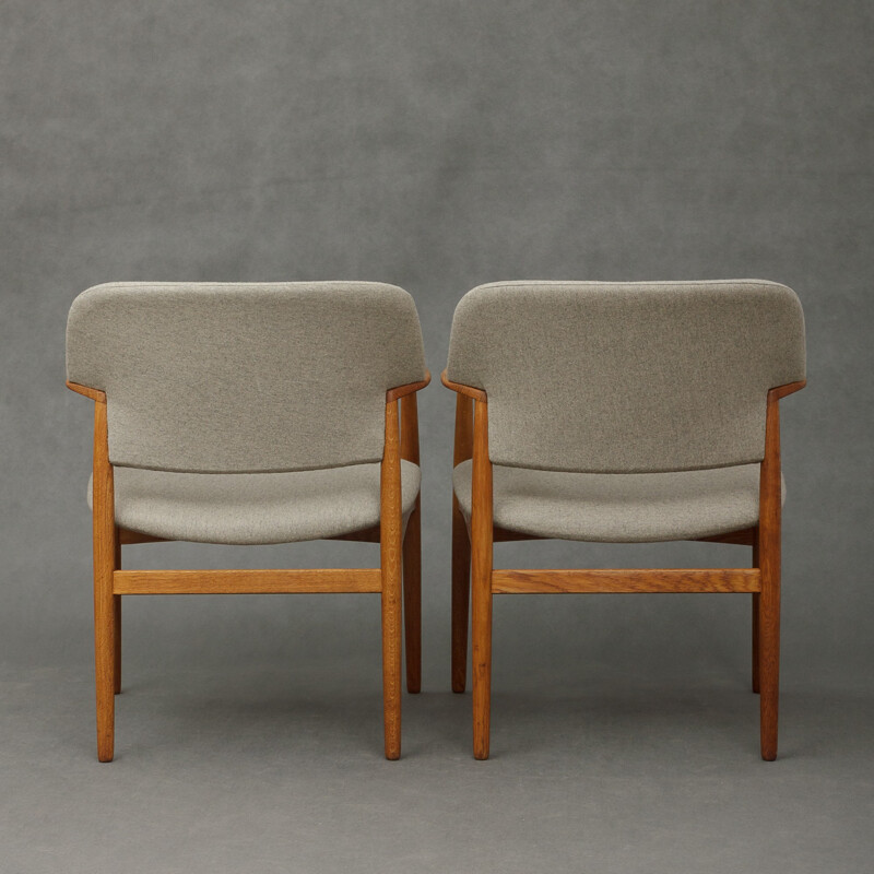 Pair of oakwood chairs by A. B. Madsen and E. Larsen - 1950s