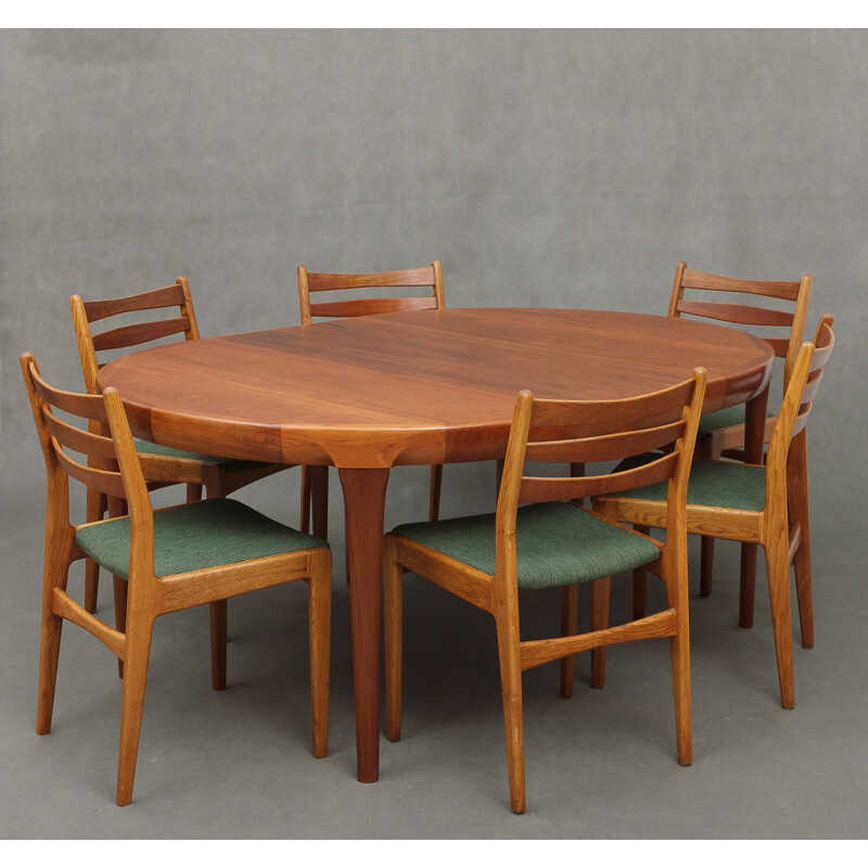 Suite de six chaises en teck et en chêne produite par Skovby - 1960