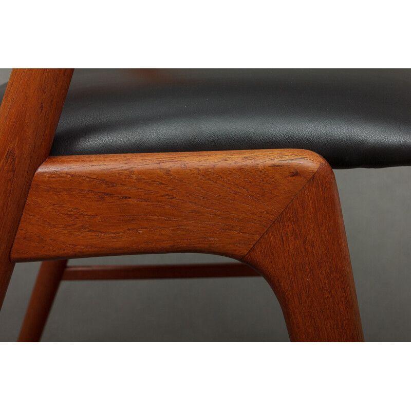 Teak chair model 32 in  black leather by Kai Kristiansen for Korup Stolefabrik - 1960s