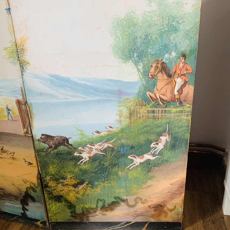 Vintage screen in painted canvas