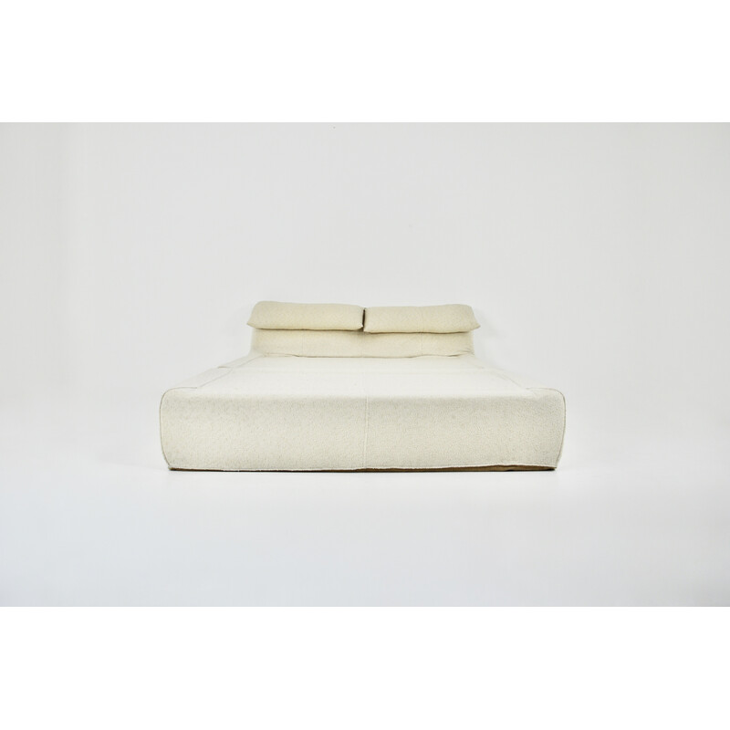 Vintage "Bambole" bed in creamy white fabric by Mario Bellini for B et B Italia, 1970