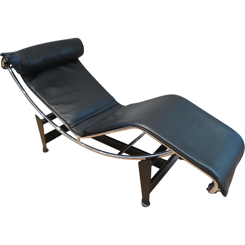Cassina LC4 Chaise Longue by Le Corbusier and Perrinand and Jeanneret 