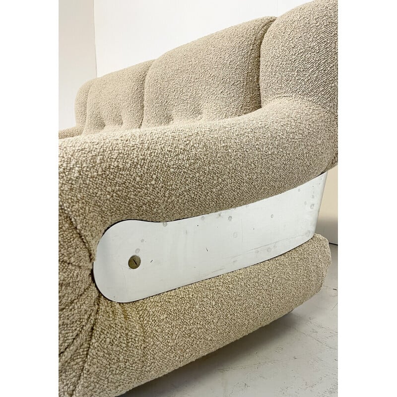 Vintage sofa in beige bouclé fabric, Italy 1960