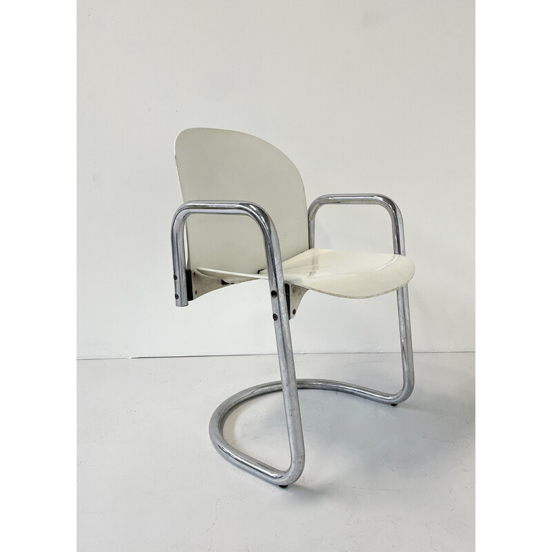 Cadeiras vintage "Dialogo" em pele de Tobia e Afra Scarpa para a B and B, Itália