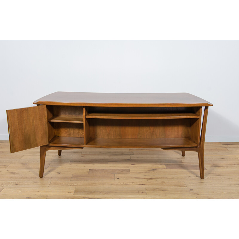 Bureau vintage en noyer par Svend Åge Madsen pour H.p Hansen, Danemark 1960