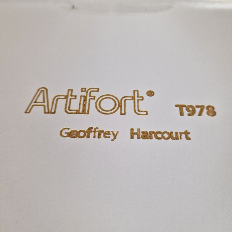 Mesa de centro redonda vintage em madeira e alumínio de Geoffrey Harcourt para Artifort, 1960