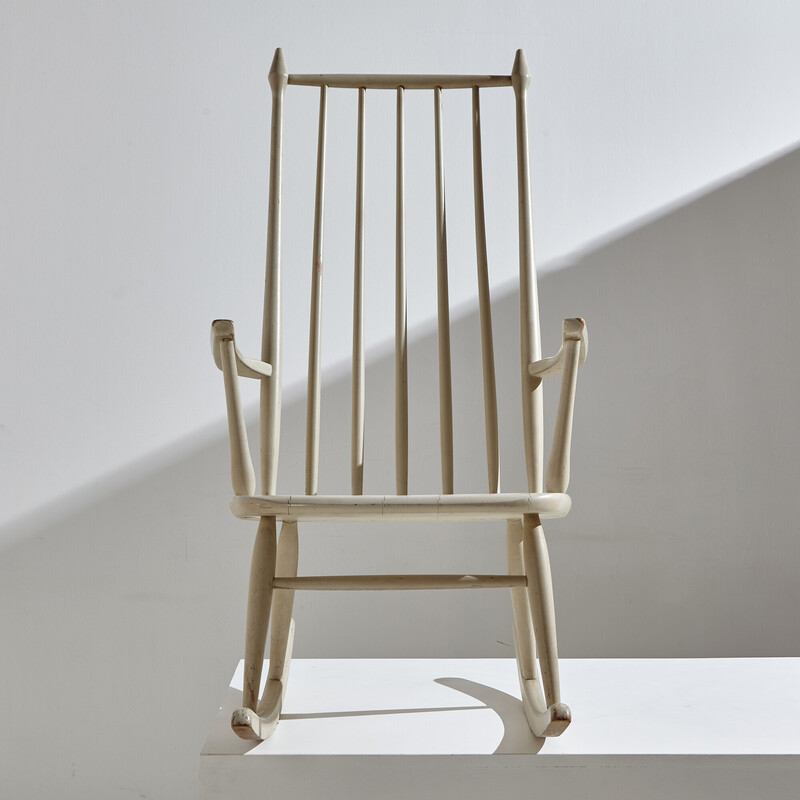 Vintage beech rocking chair, 1960