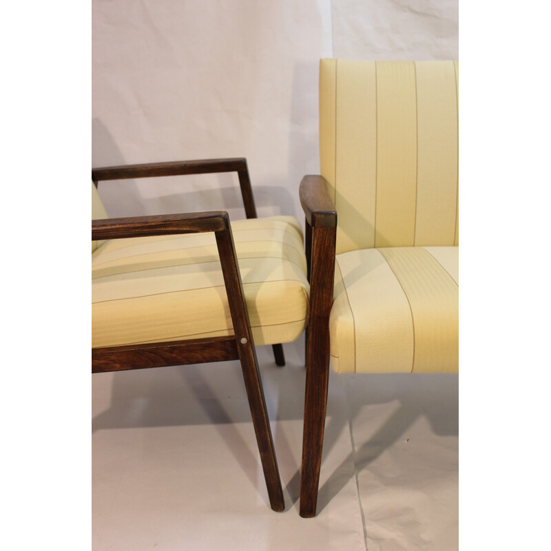 Paire de fauteuils vintage jaune - 1960