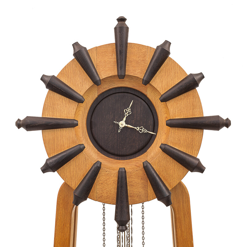 Relógio de chão vintage Orpheus em latão por Guillerme et Chambron