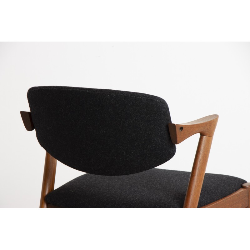 Vintage Z chair in gray fabric by Kai Kristiansen