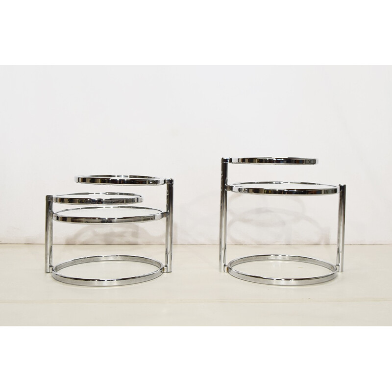 Ensemble de 2 tables basses rondes en chrome et en verre - 1980