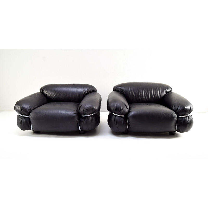 Pair of vintage model Sesann leather armchairs by Gianfranco Frattini for Cassina, Italy 1970s