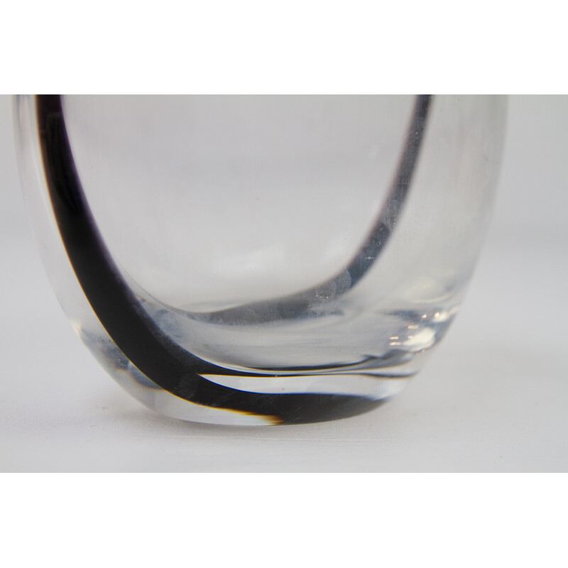 Vintage "Contour" glass vase by Vicke Lindstrand for Kosta, Sweden 1950s