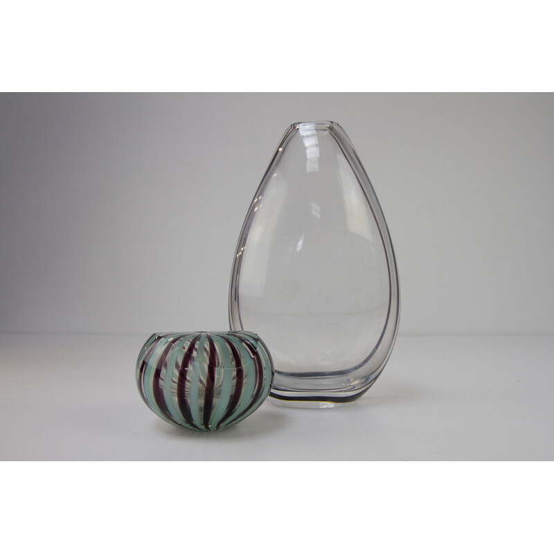 Vintage "Contour" glass vase by Vicke Lindstrand for Kosta, Sweden 1950s