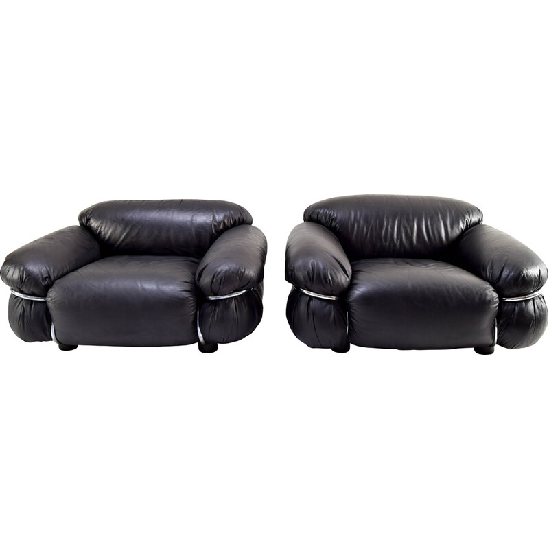Pair of vintage model Sesann leather armchairs by Gianfranco Frattini for Cassina, Italy 1970s