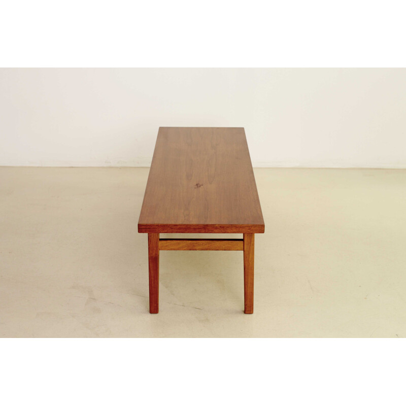 Table basse scandinave rectangulaire en teck - 1950