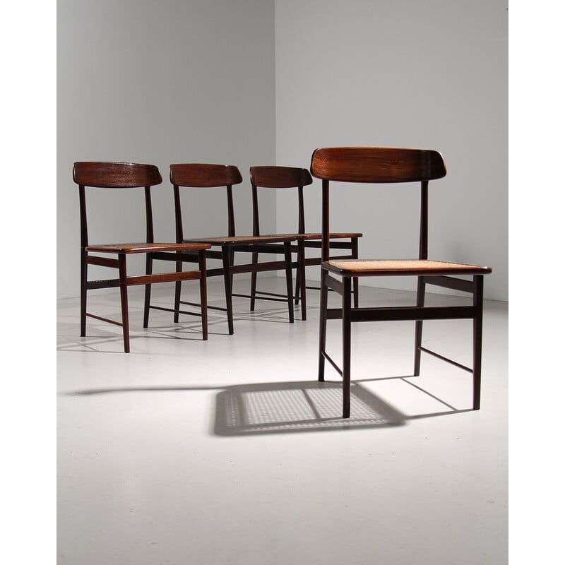 Lot de 4 chaises vintage Lucio Costa de Sergio Rodrigues, 1956