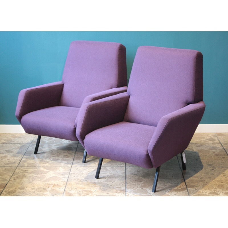Paire de fauteuils violets italiens avec structure métallique - 1950