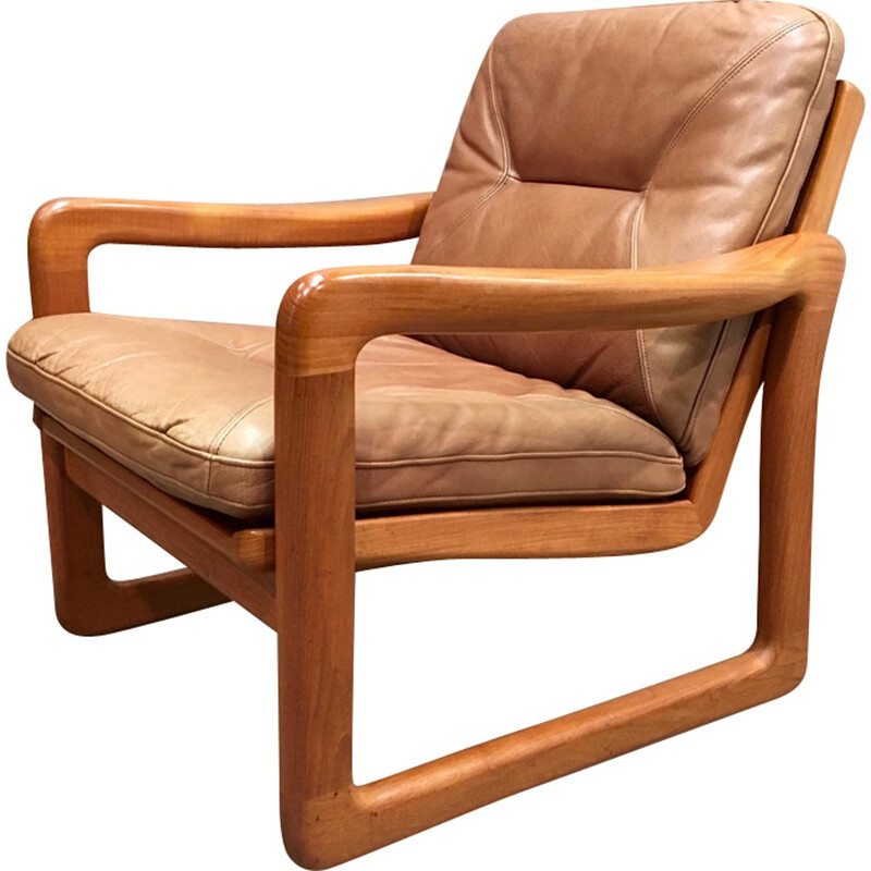 Brown Scandinavian armchair in teak and leather - 1950s