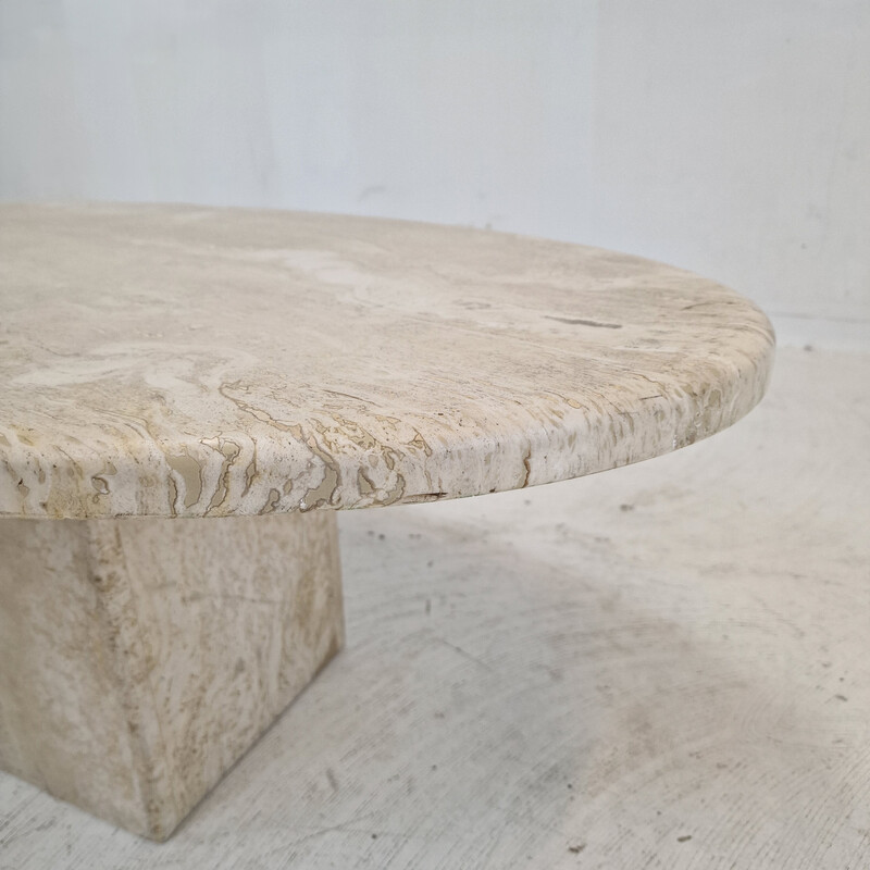 Vitage oval coffee table in travertine, Italy 1980