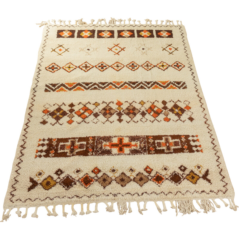 Vintage Berber velvet rug 241 x 343, Morocco 1960