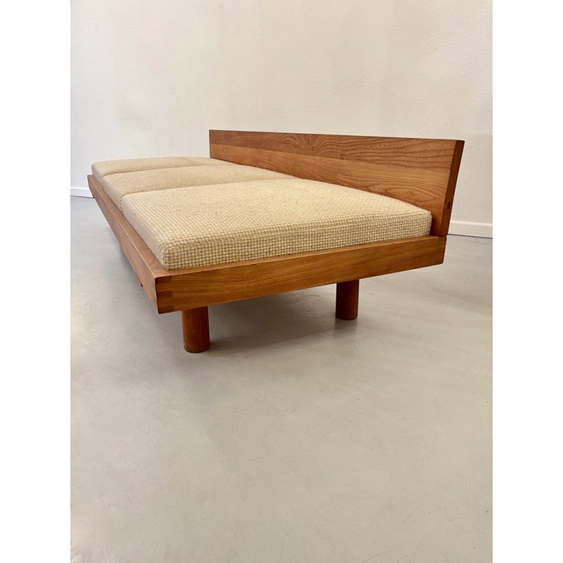 Vintage sofa bed L09 in solid elmwood by Pierre Chapo, France 1960