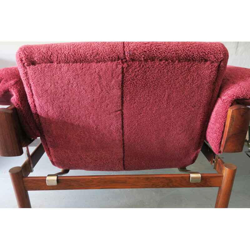Brazilian Lounge Chair in Rosewood and Lambswool by Percival Lafer - 1970s