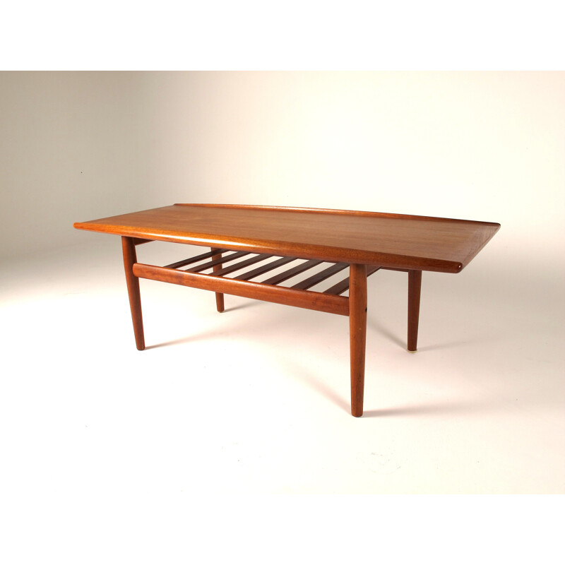 Scandinavian teak coffee table by Grete Jalk - 1960s