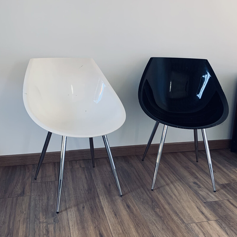 Pair of vintage white and black lago chairs by Philippe Starck