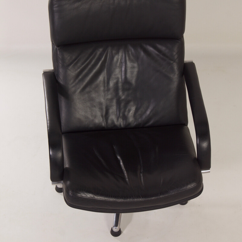 Paire de fauteuils pivotants vintage F154 noirs en cuir par Geoffrey Harcourt pour Artifort, 1980