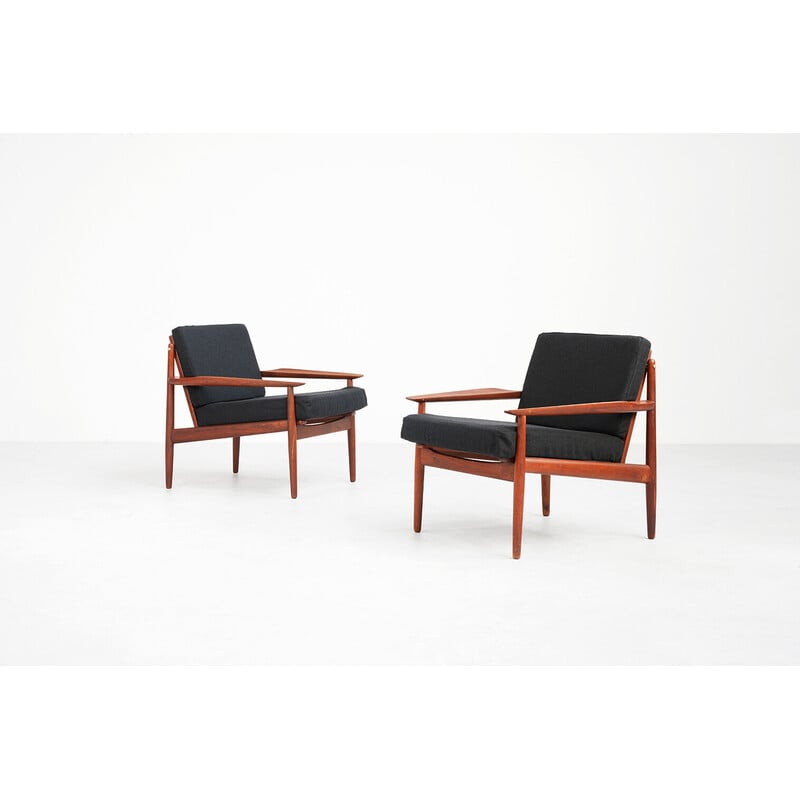 Pair of vintage armchairs by Arne Vodder for Globstrup, 1960s