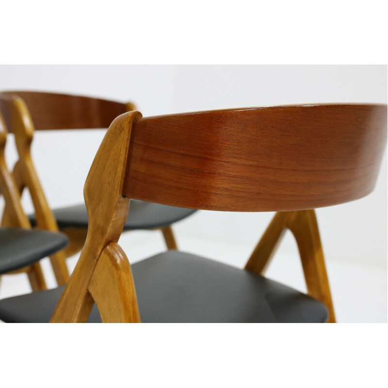 Set of 4 beech dining chairs by Henning Kjaernulf - 1960s