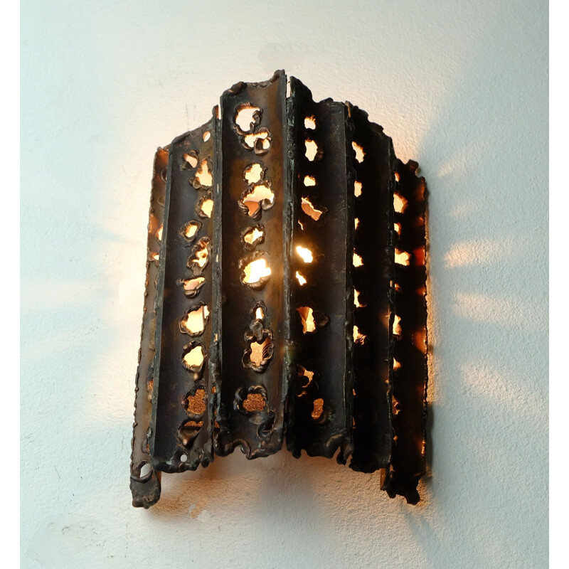 Brutalist copper wall lamp - 1960s