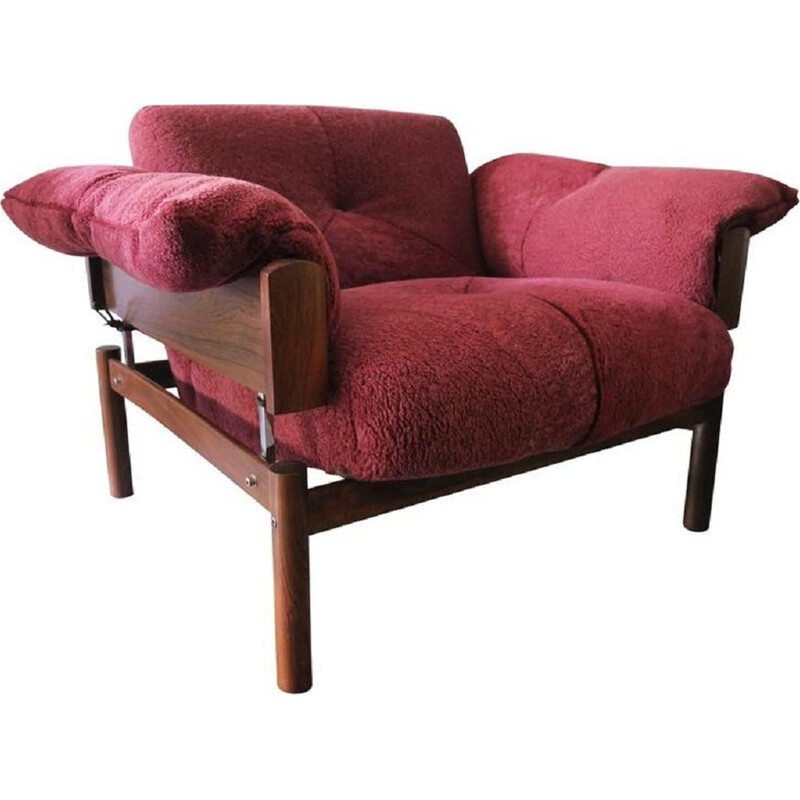 Brazilian Lounge Chair in Rosewood and Lambswool by Percival Lafer - 1970s