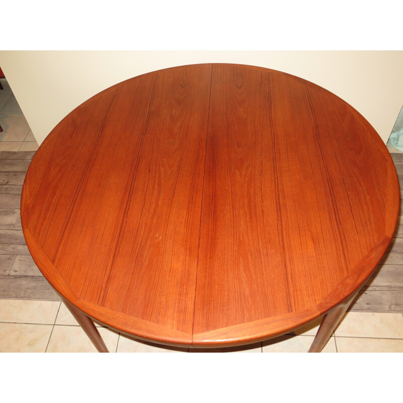 Danish dining table in Teak by Ib Kofod Larsen - 1960s