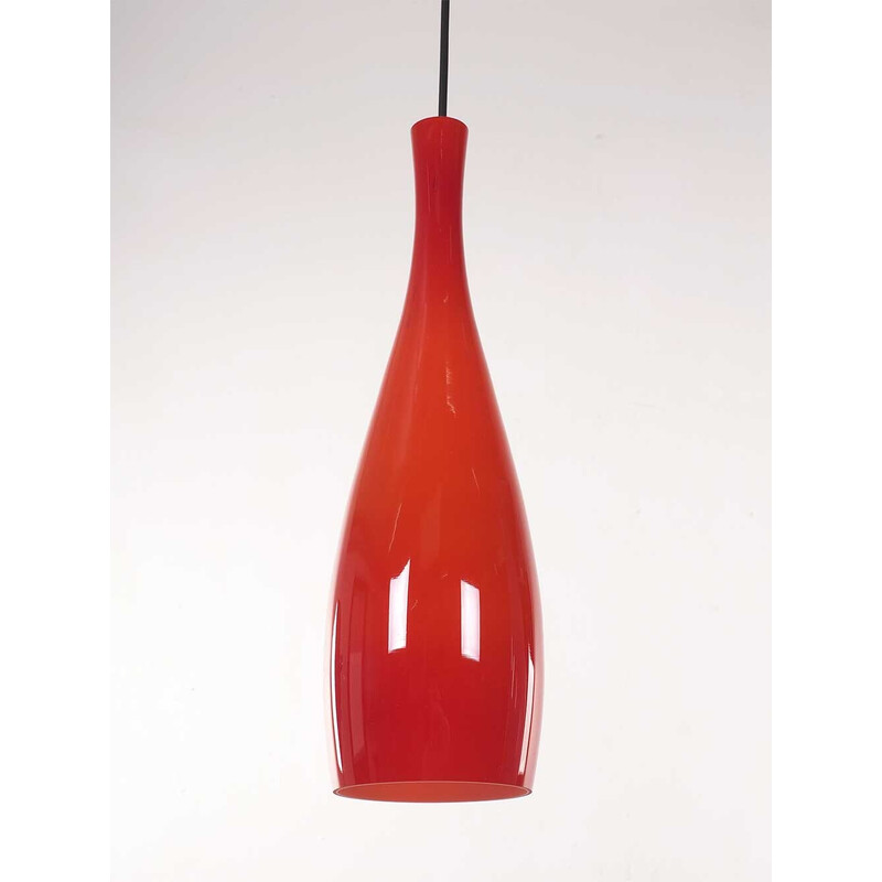 Suspension vintage en verre opalin rouge par Jacob Bang pour Fog and Morup, Danemark 1963