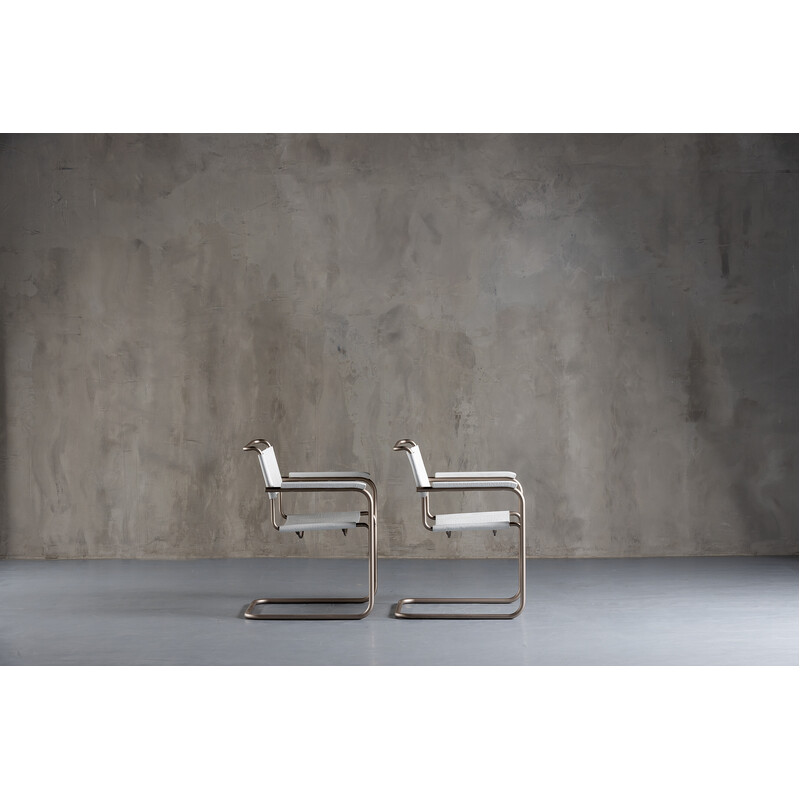Pair of vintate S34 armchairs in white leather by Mart Stam for Thonet, Holland 1930