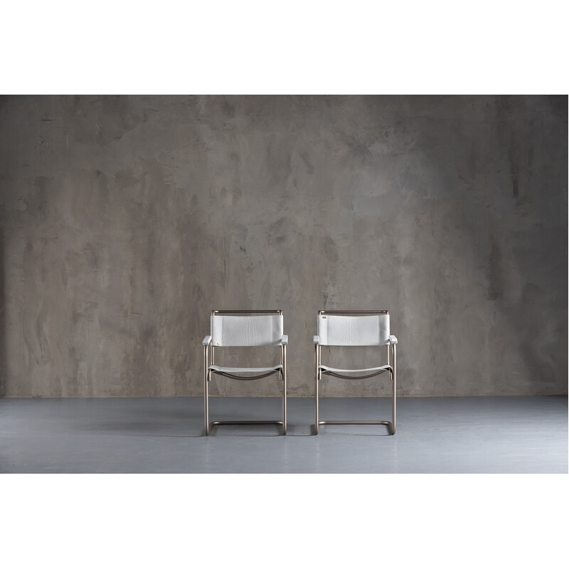 Pair of vintate S34 armchairs in white leather by Mart Stam for Thonet, Holland 1930