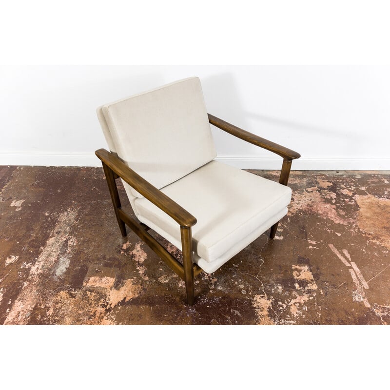 Vintage armchair Gfm-142 beige by Edmund Homa, 1960