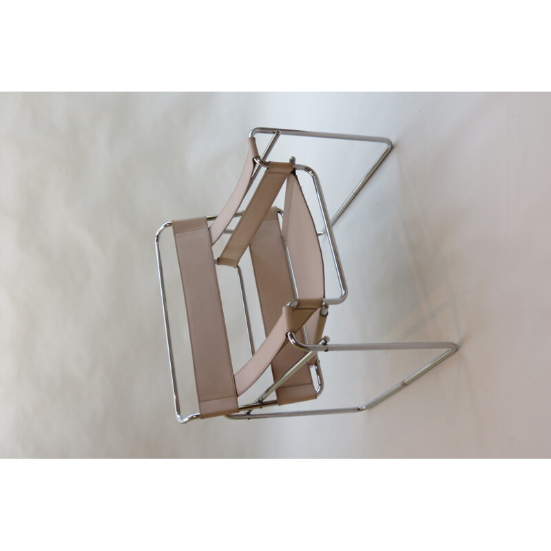 Marcel Breuer Wassily Chairs by Gavina Italy - 1960s
