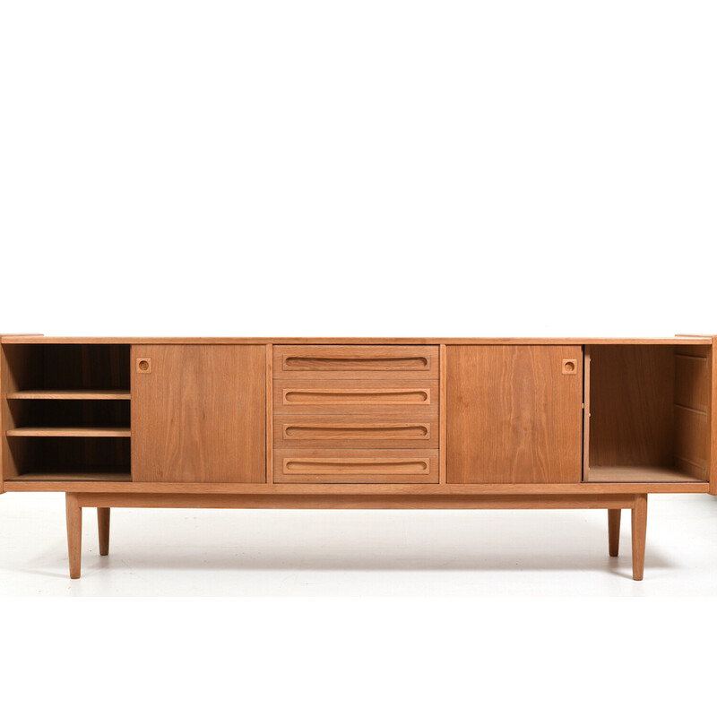 Vintage oak sideboard by Johannes Andersen for Uldum Møbelfabrik, Denmark 1960