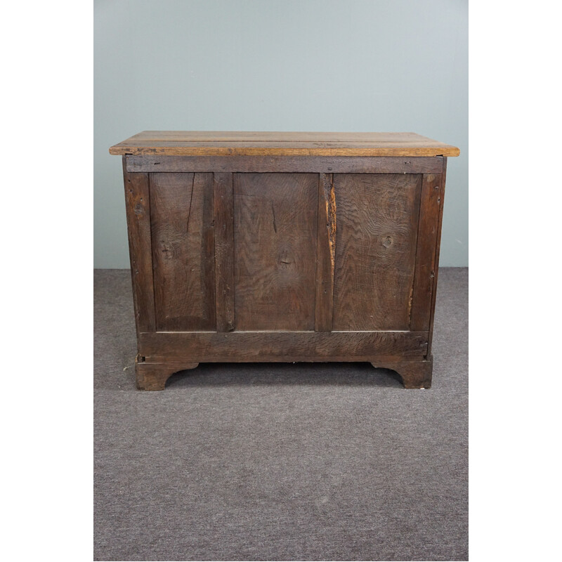 Vintage oak chest of drawers