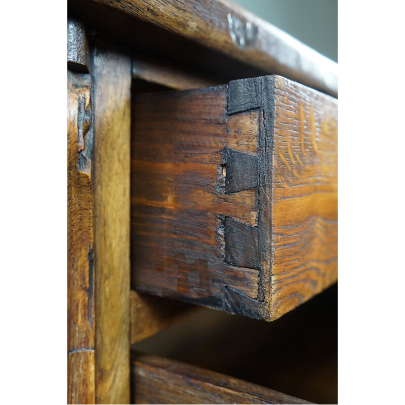 Vintage oak chest of drawers