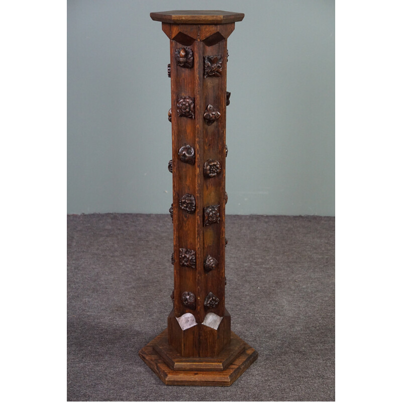 Colonne en bois vintage