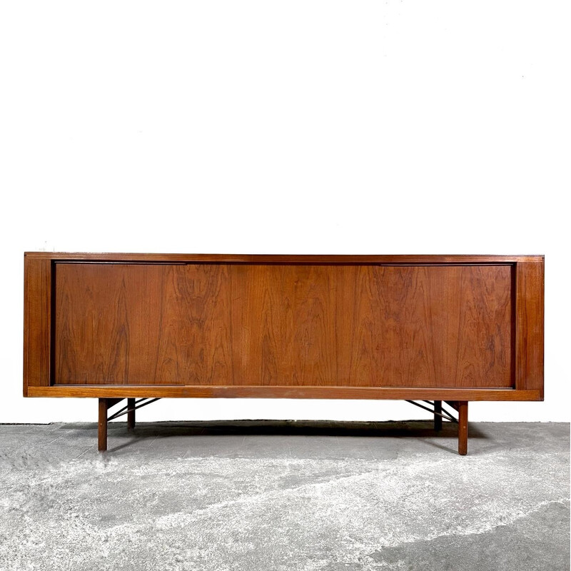 Vintage teak walkway by Ib Kofod-Larsen for Brande Mobelfabrik, 1950.