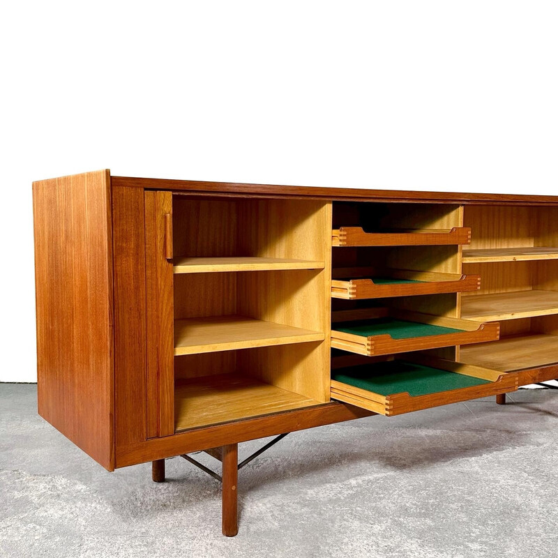 Vintage teak walkway by Ib Kofod-Larsen for Brande Mobelfabrik, 1950.